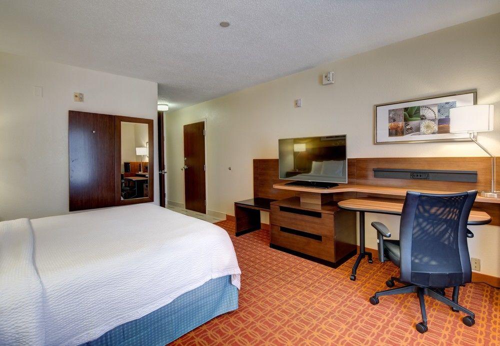 Fairfield Inn And Suites By Marriott Potomac Mills Woodbridge Kültér fotó
