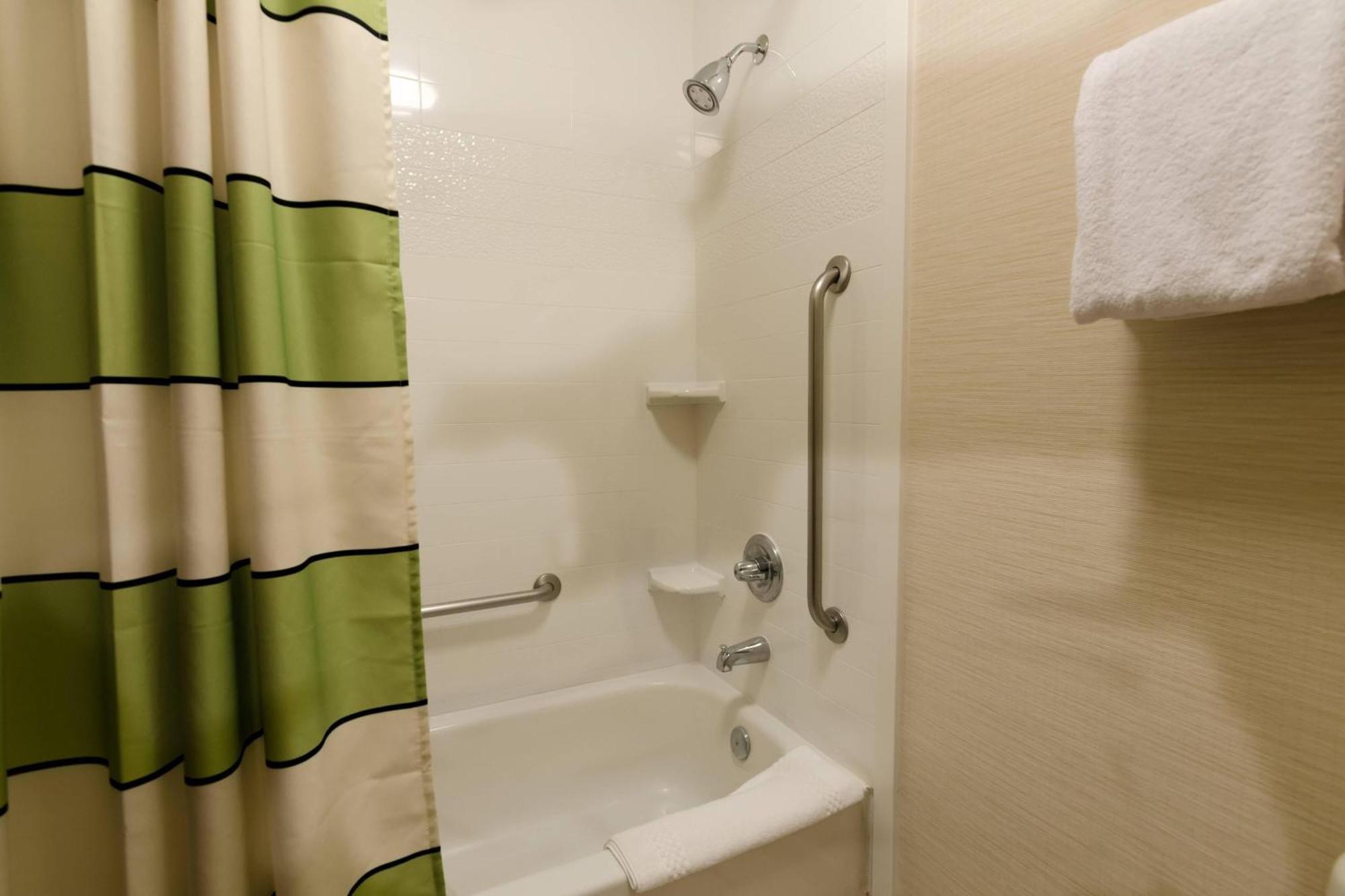 Fairfield Inn And Suites By Marriott Potomac Mills Woodbridge Kültér fotó