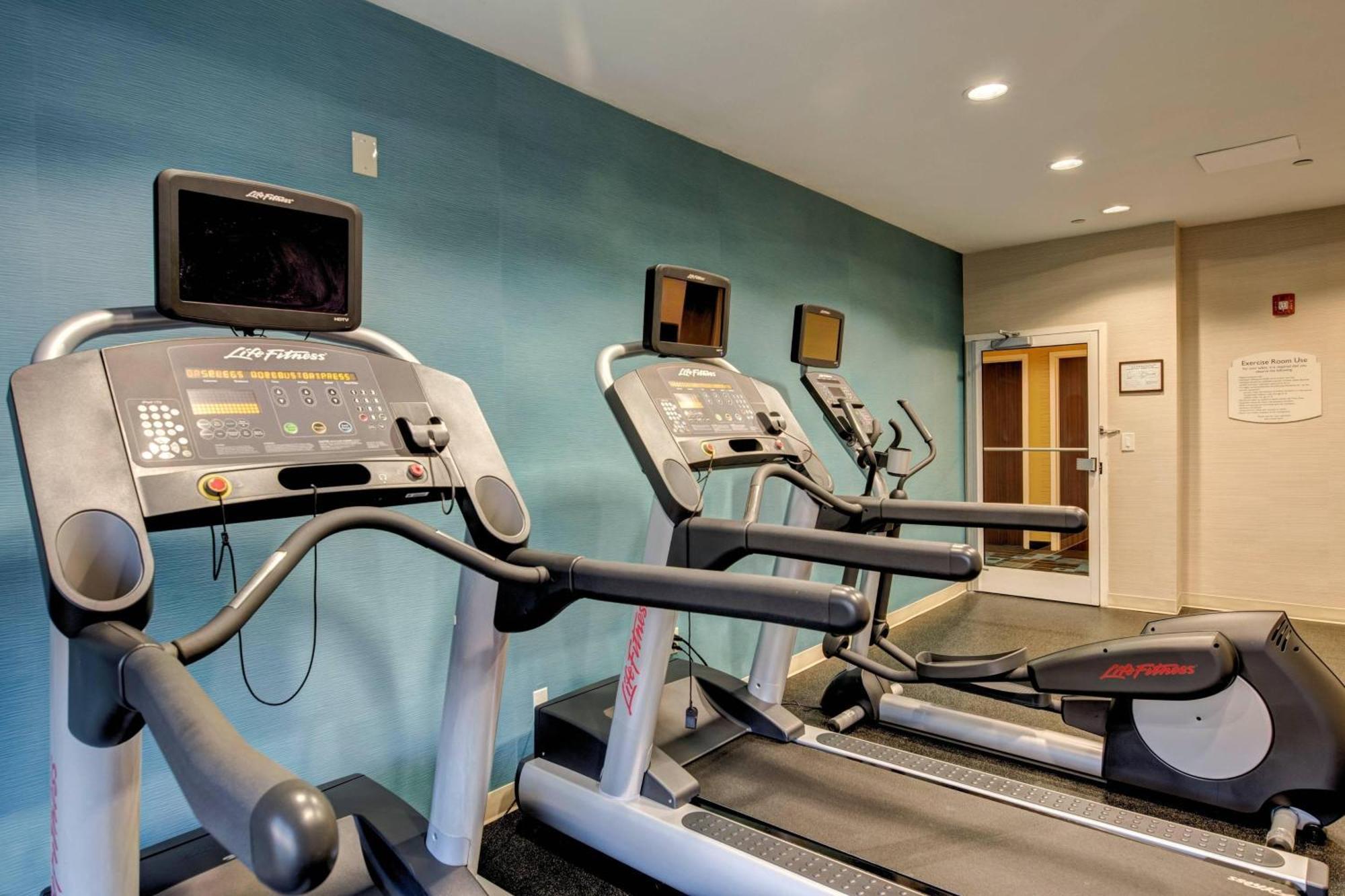 Fairfield Inn And Suites By Marriott Potomac Mills Woodbridge Kültér fotó