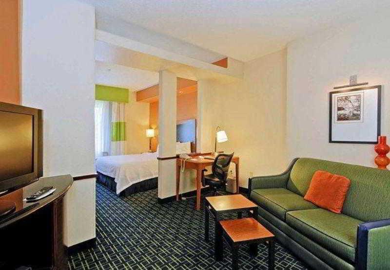 Fairfield Inn And Suites By Marriott Potomac Mills Woodbridge Kültér fotó