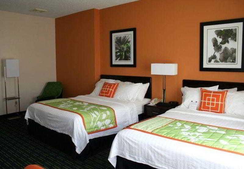 Fairfield Inn And Suites By Marriott Potomac Mills Woodbridge Kültér fotó